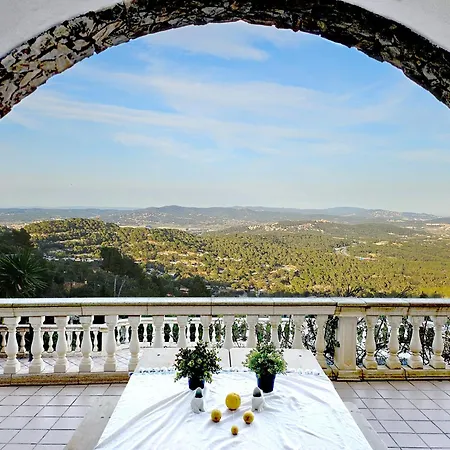 Villa Carino *